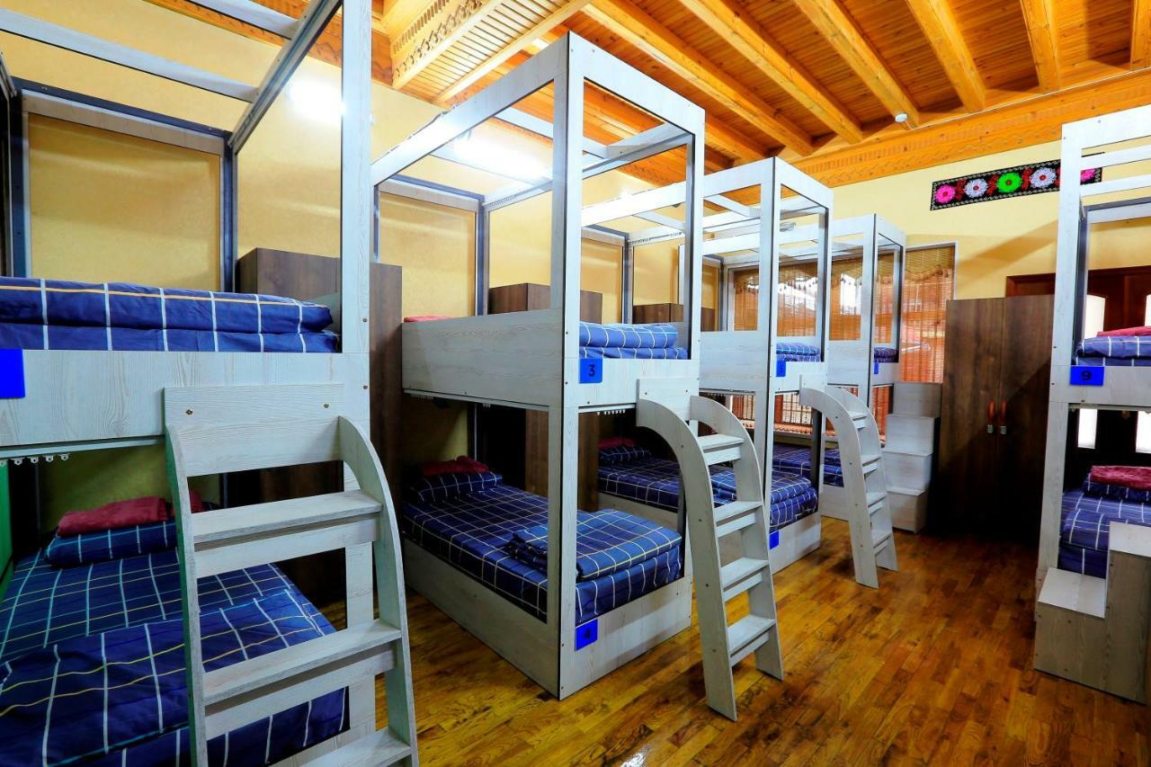 Yellow Hostel Dusjanbe Eksteriør bilde